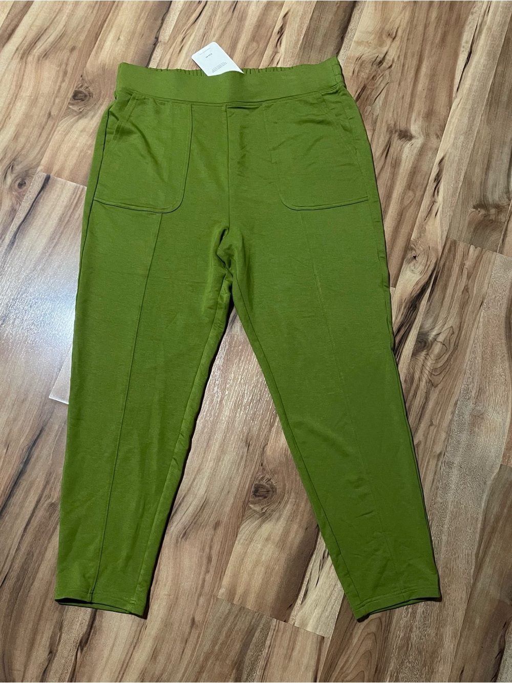 NWT Fabletics Basil Green Gemma Joggers XXL- Lightweight Terry Lounge Pants